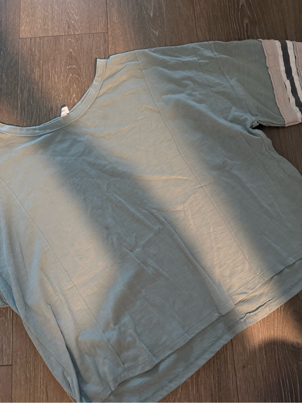 Light Green Cropped Women’s Shirt with detail sleeves